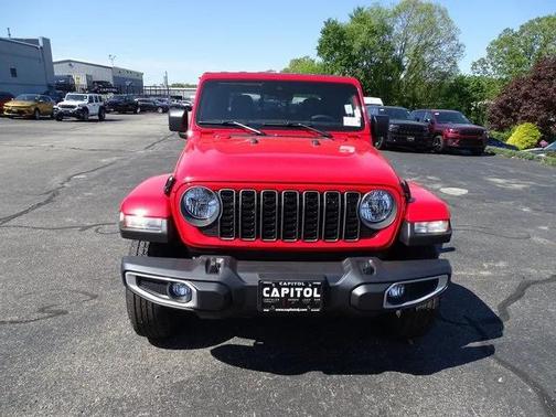 2025 Jeep Gladiator Sport S