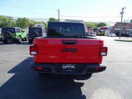 2025 Jeep Gladiator Sport S