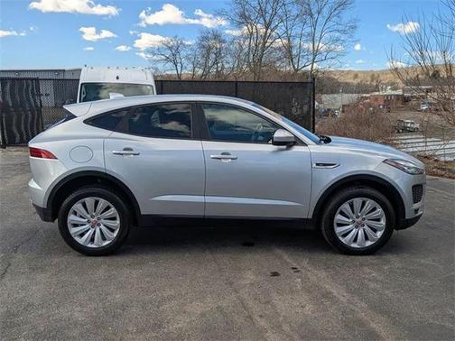 2018 Jaguar E-PACE SE