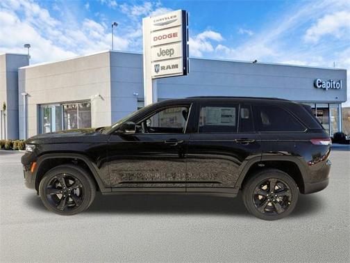 2025 Jeep Grand Cherokee Altitude