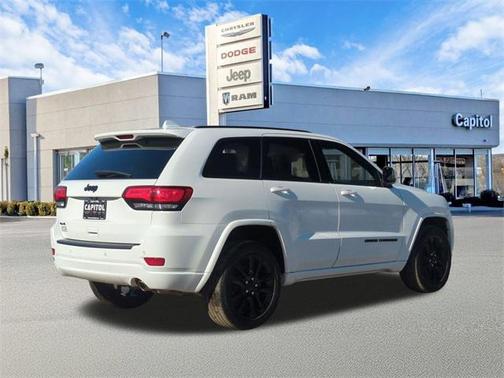2021 Jeep Grand Cherokee Laredo