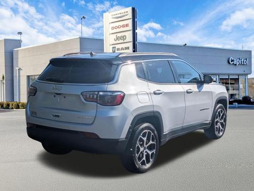 Silver Zynith Metallic Clearcoat 2025 Jeep Compass Limited