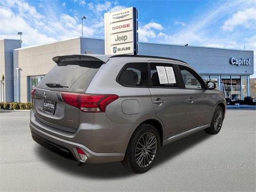 2021 Mitsubishi Outlander PHEV LE