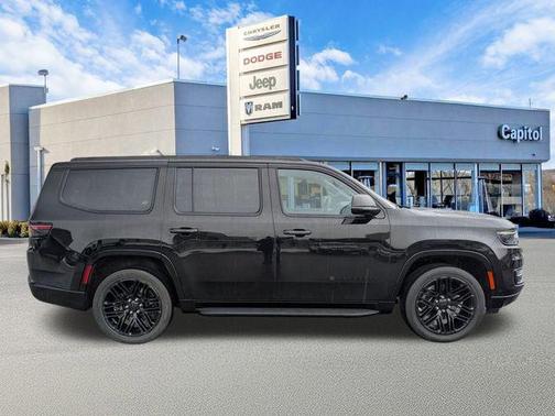 2023 Jeep Wagoneer Series II Carbide 4x4