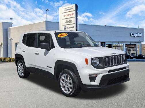 Alpine White Clearcoat 2023 Jeep Renegade Latitude