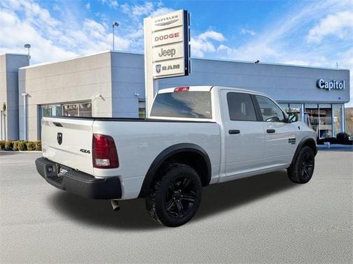 2024 RAM 1500 Classic Warlock Crew Cab 4x4 5'7' Box