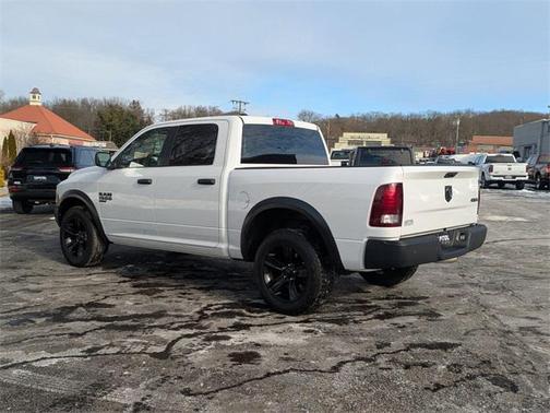 2024 RAM 1500 Classic Warlock Crew Cab 4x4 5'7' Box