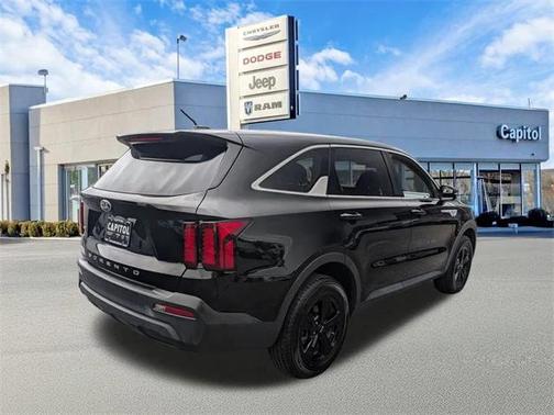 2021 Kia Sorento LX