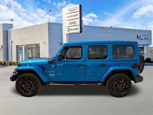 2022 Jeep Wrangler Unlimited 4xe Sahara
