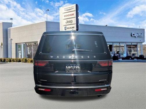 2023 Jeep Wagoneer L Series II 4x4