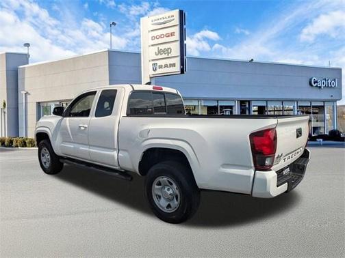 2022 Toyota Tacoma SR