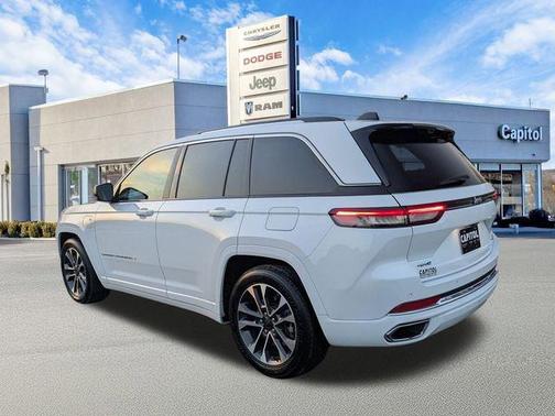 2023 Jeep Grand Cherokee 4xe Overland