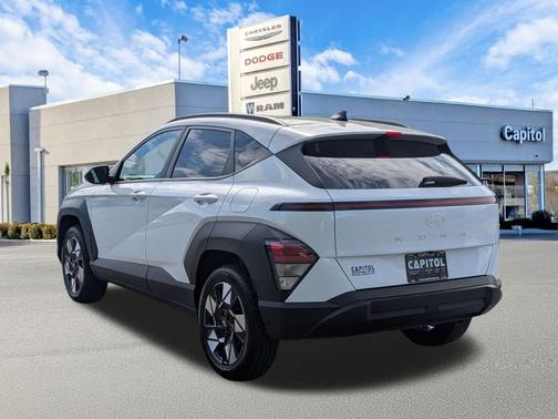 Atlas White 2024 Hyundai KONA SEL