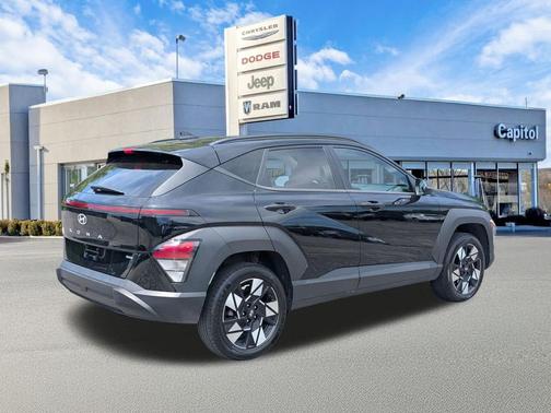 Abyss Black Pearl 2024 Hyundai KONA SEL
