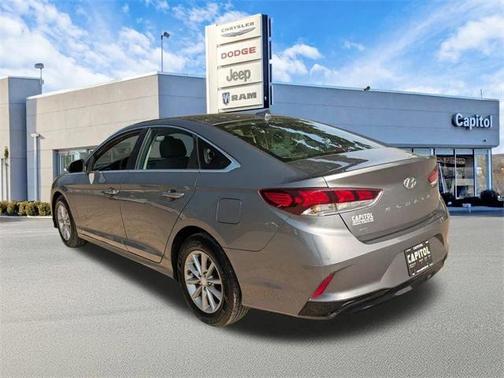 2019 Hyundai SONATA SE