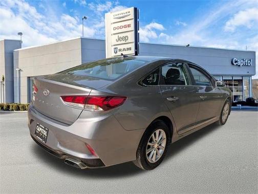 2019 Hyundai SONATA SE