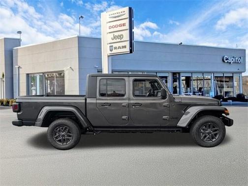 2025 Jeep Gladiator Sport S
