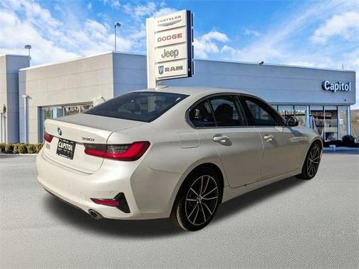 2019 BMW 330 xDrive