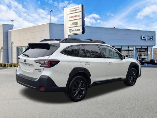 Crystal White Pearl 2023 Subaru Outback Onyx Edition XT