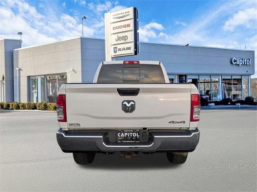 2020 RAM 3500 Tradesman Crew Cab 4x4 6'4' Box