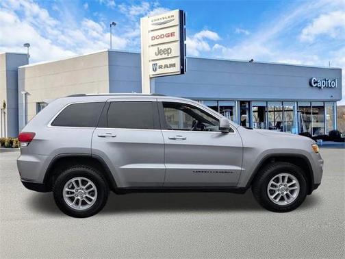 2020 Jeep Grand Cherokee Laredo