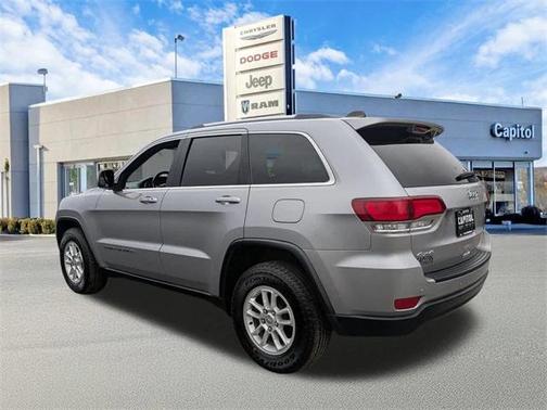 2020 Jeep Grand Cherokee Laredo