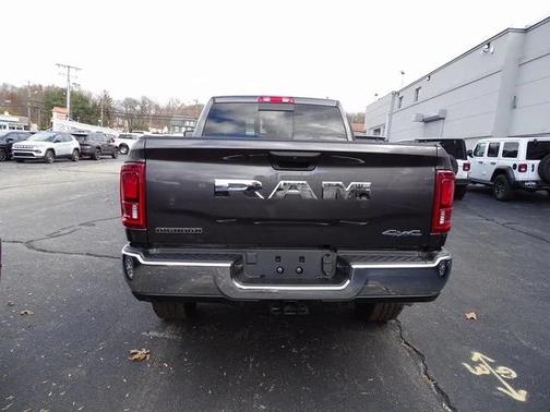 2026 RAM 3500 Big Horn Crew Cab 4x4 6'4' Box