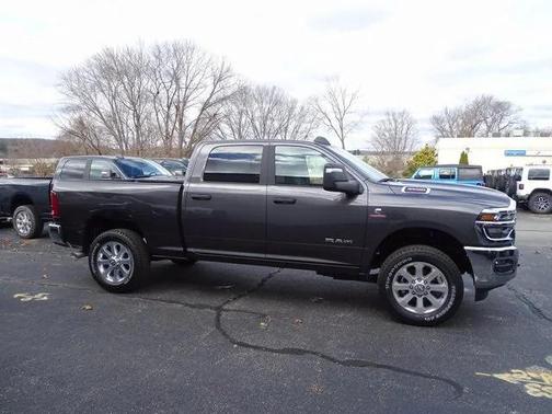 2026 RAM 3500 Big Horn Crew Cab 4x4 6'4' Box