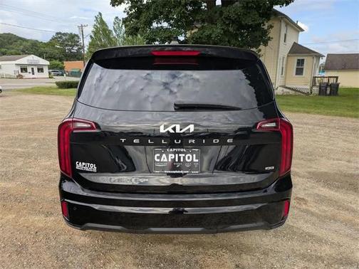2023 Kia Telluride LX