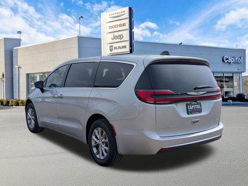 Silver Mist Clearcoat 2026 Chrysler Pacifica L