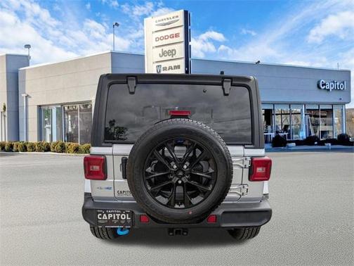 2023 Jeep Wrangler 4xe Sahara