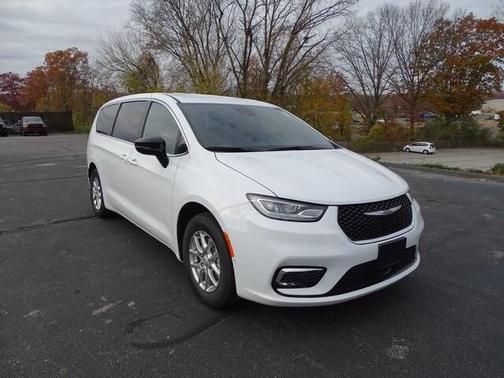 2026 Chrysler Pacifica L