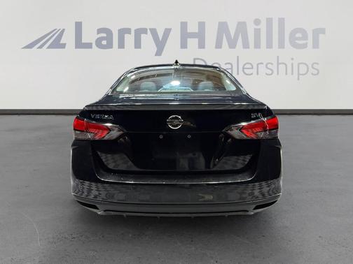 2020 Nissan Versa 1.6 SV