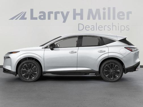 Everest White P 2026 Nissan Murano Platinum
