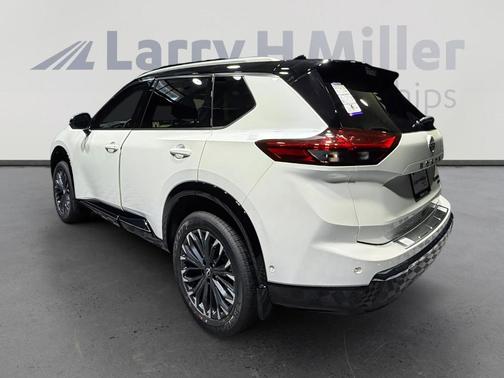 White / Black 2026 Nissan Rogue Platinum
