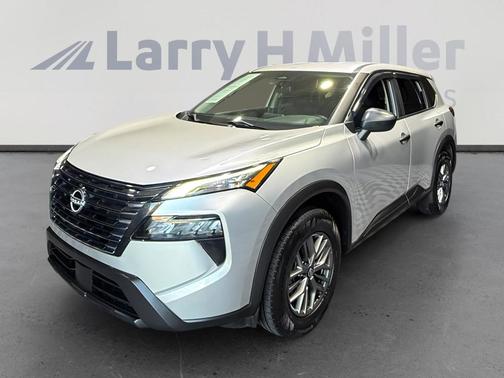 Brilliant Silver Metallic 2024 Nissan Rogue S