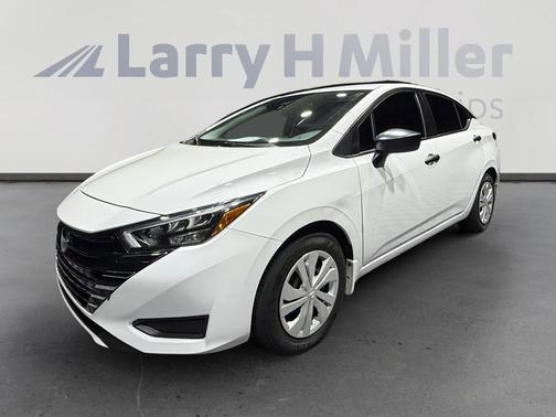 Cloud White 2025 Nissan Versa S