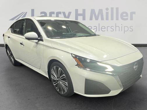 2025 Nissan Altima SL