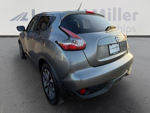Gun Metallic 2017 Nissan Juke SL