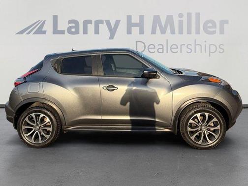 Gun Metallic 2017 Nissan Juke SL