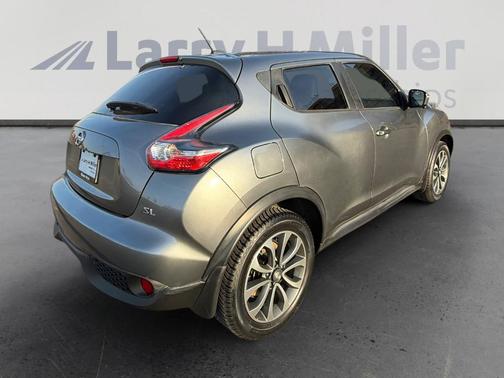 Gun Metallic 2017 Nissan Juke SL
