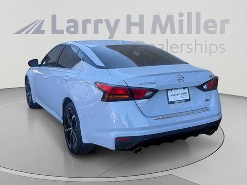 Gray Sky Pearl 2023 Nissan Altima 2.5 SR