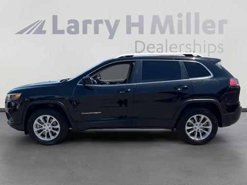Diamond Black 2019 Jeep Cherokee Latitude