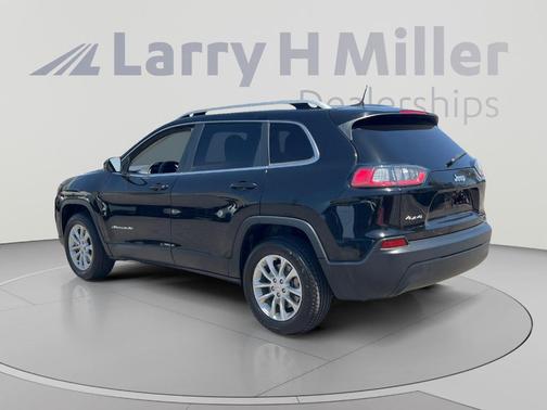 Diamond Black 2019 Jeep Cherokee Latitude