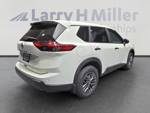 2025 Nissan Rogue S