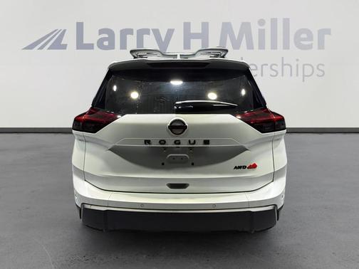 Everest White P 2025 Nissan Rogue Rock Creek