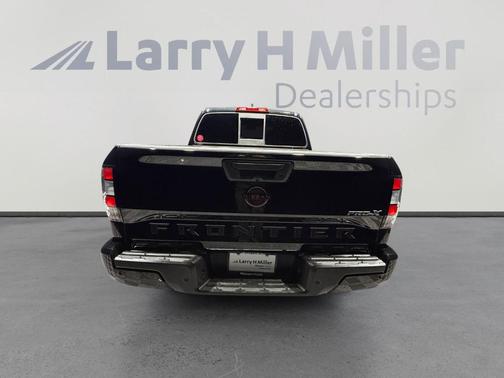 2022 Nissan Frontier PRO-X