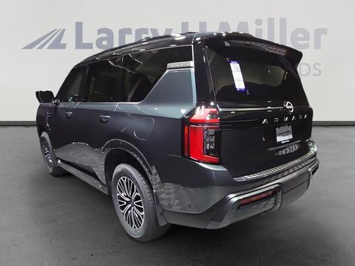 2025 Nissan Armada Platinum
