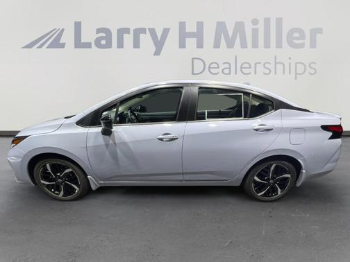 2025 Nissan Versa 1.6 SR