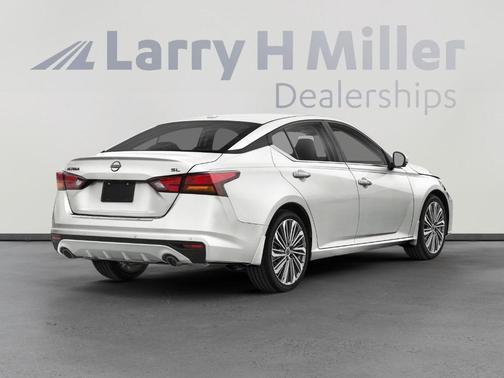 2025 Nissan Altima SL